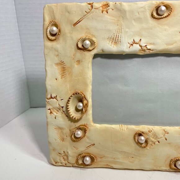 Seashell & Pearl Embellished Picture Frame pic 3.5" by 4" - Picture 3 of 13